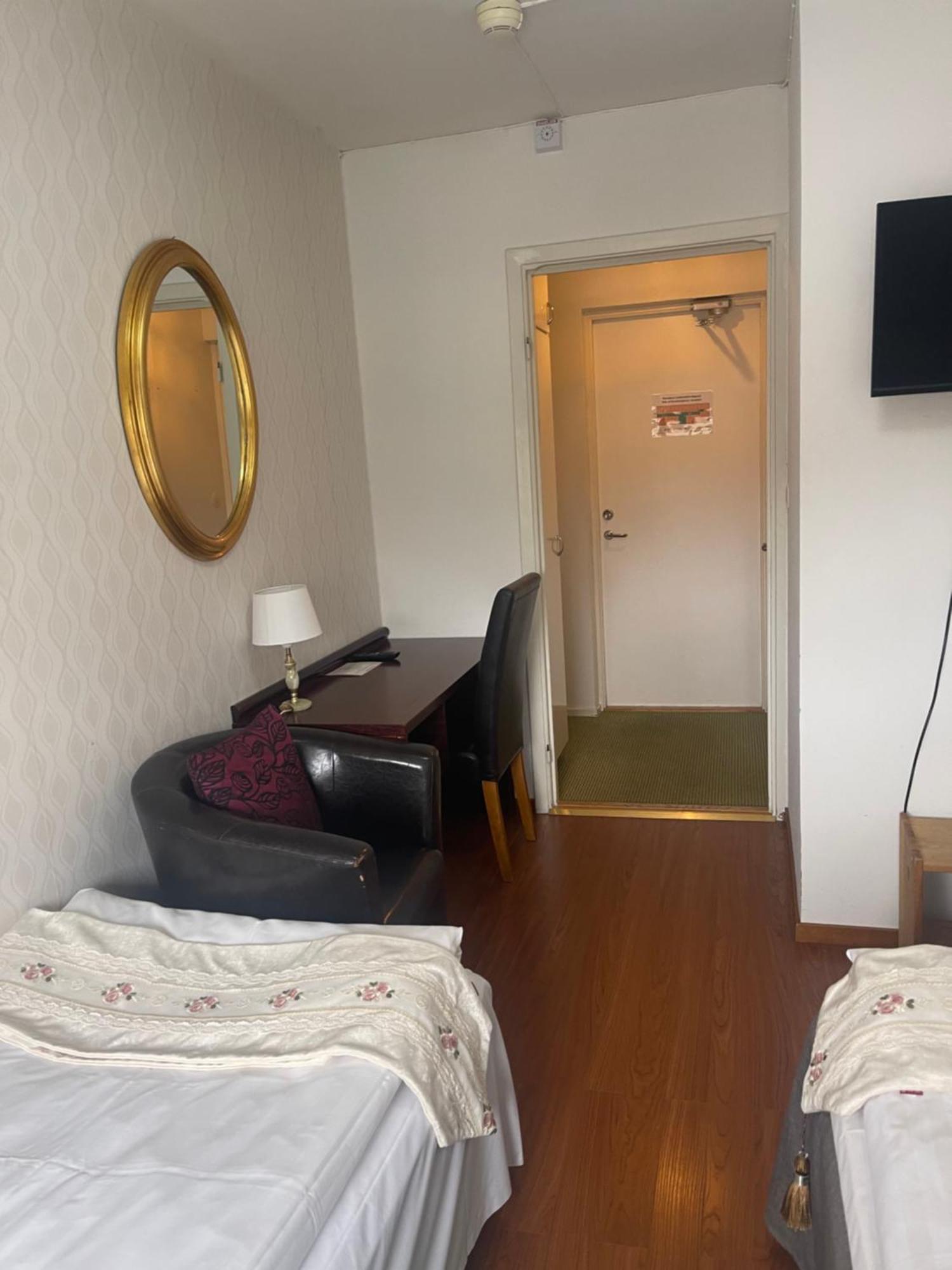 Vingaker Hotell エクステリア 写真