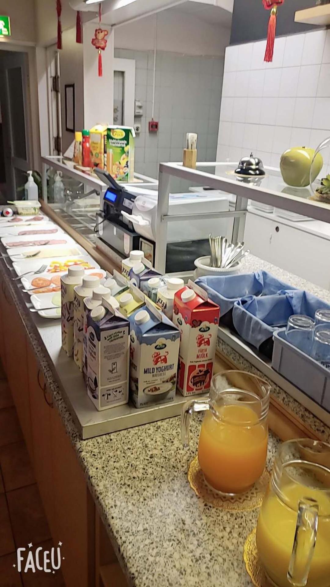 Vingaker Hotell エクステリア 写真